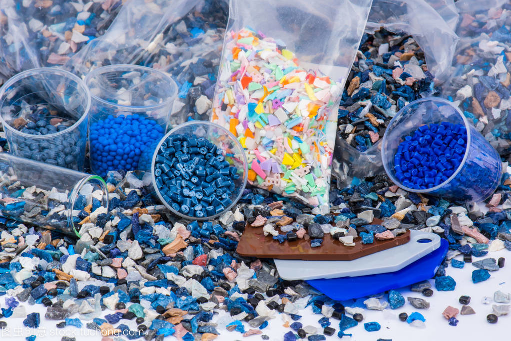 grs可降解塑料餐具為什么比陶瓷餐具受歡迎？